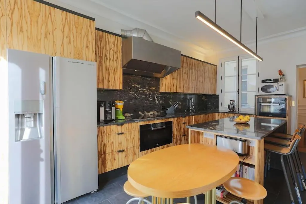 Apartament Chic Flat 2 Georges V Paryż